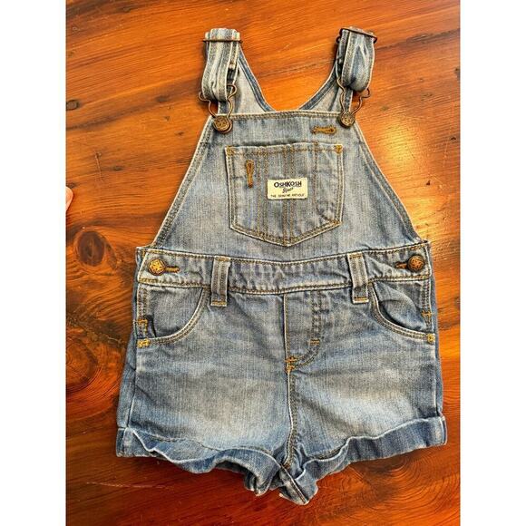 Oshkosh b’gosh vest back short overalls shortalls size 18 months - Picture 2 of 5